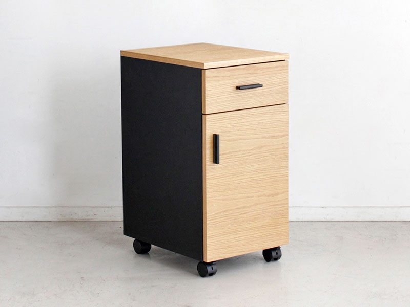 高級感があふれるデスクワゴン | 幅30cmのコンパクトサイズ