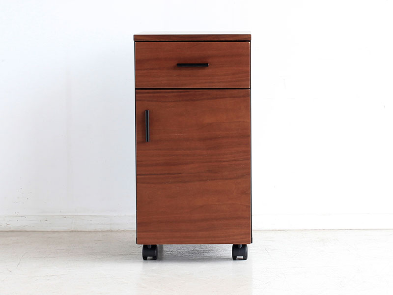 高級感があふれるデスクワゴン | 幅30cmのコンパクトサイズ