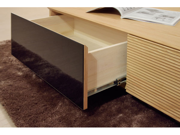 大容量収納のセンターテーブル | Mos | シンプルモダン