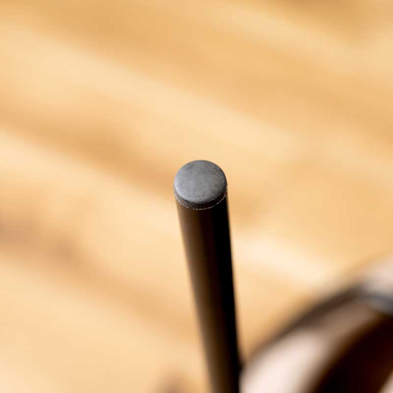 北欧布張りダイニングチェア｜重ねて収納できる軽やかデザイン