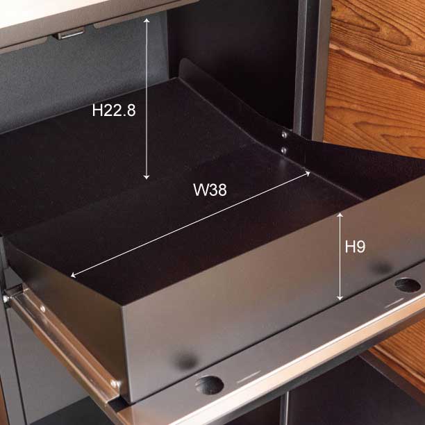 ポスト一体型宅配ボックス|玄関に馴染む安心の鍵付きデリバリー収納