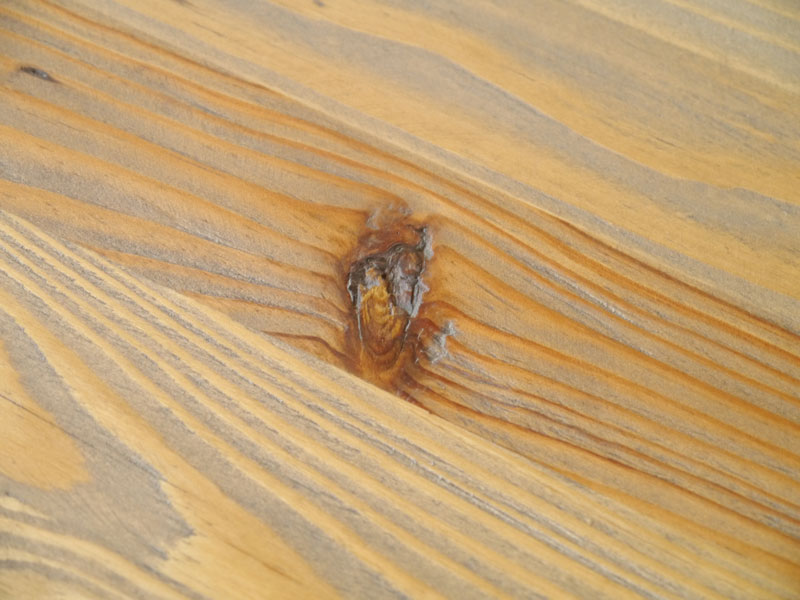 オールドパインを使用したヴィンテージライクなリビングテーブル｜幅110cm｜MOSH