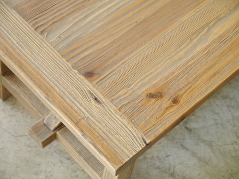 オールドパインを使用したヴィンテージライクなリビングテーブル｜幅110cm｜MOSH