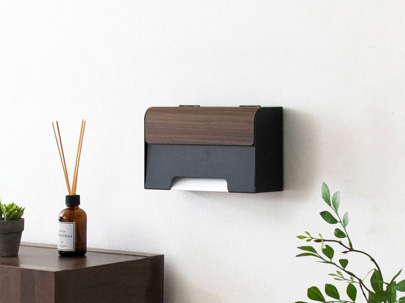 上品な木目のマスクケース