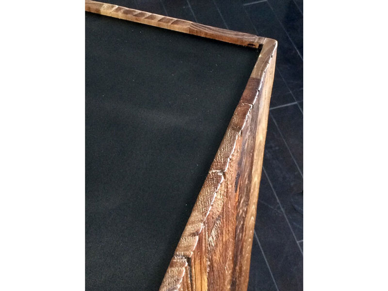 コンパクトな電話台 | ダンディなインテリアに