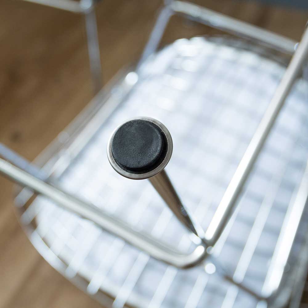 ミッドセンチュリーデザインのワイヤーハイスツール | インテリア