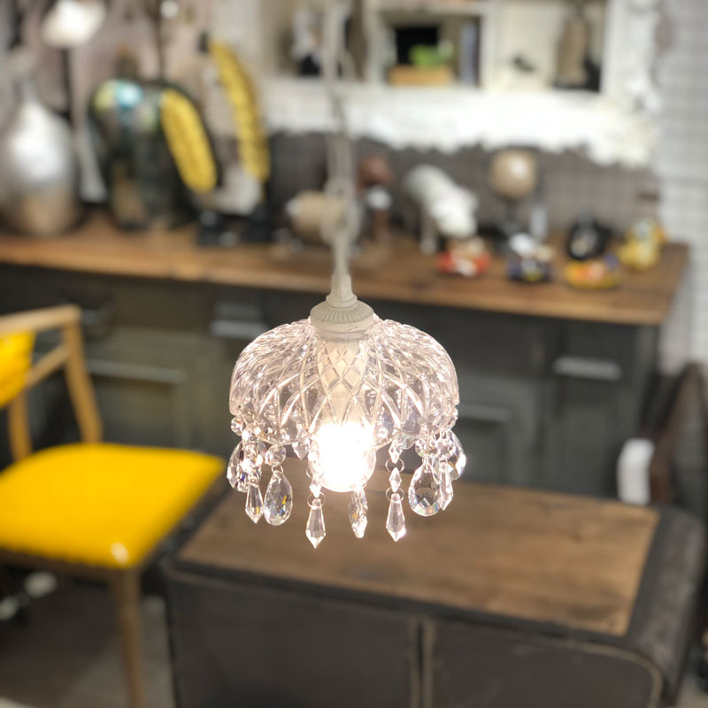 ロマンティックなシェードのシャンデリア｜1灯ペンダントライト