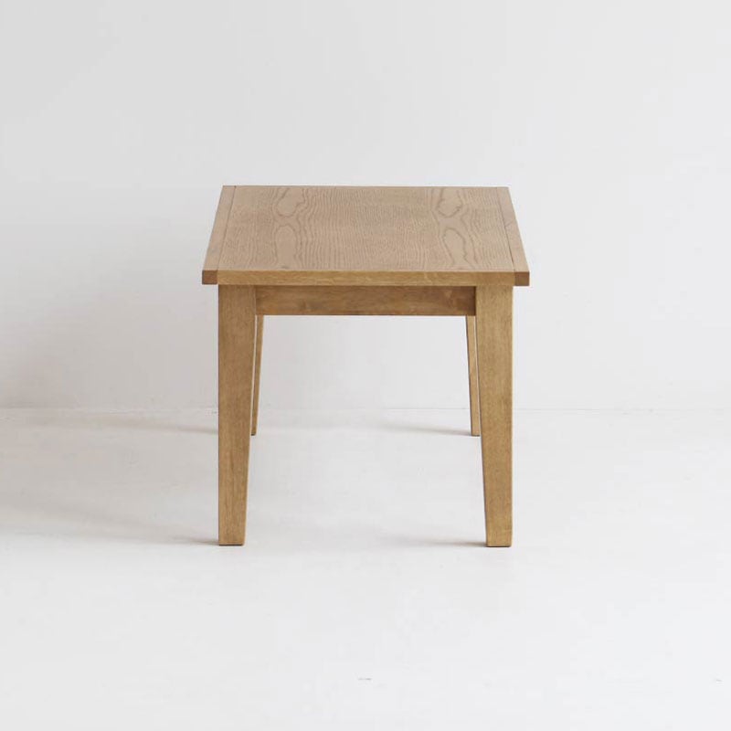 オーク材の大きな木目が高級感を感じさせるセンターテーブル | 幅90cm