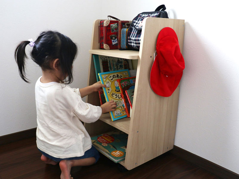 学習道具を収納できるランドセルラック|キャスター付き | インテリア・家具の通販 | デザイナーズ家具のモダン 学習道具を収納できるランドセルラック|キャスター付き | インテリア・家具の通販 | デザイナーズ家具のモダン