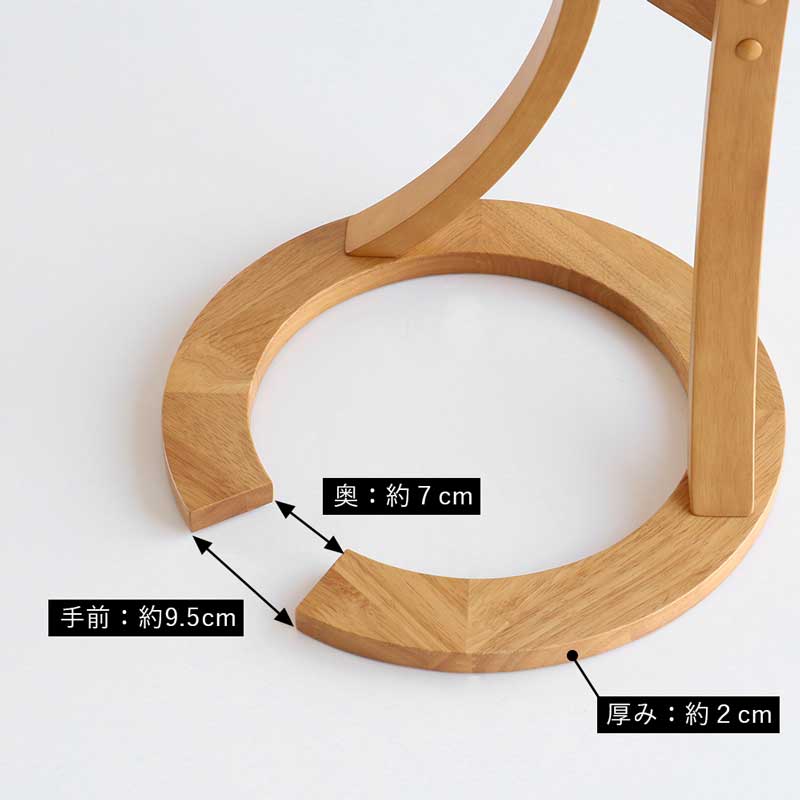 ミニマルデザインのサイドテーブル｜ソファに合うコンパクトテーブル