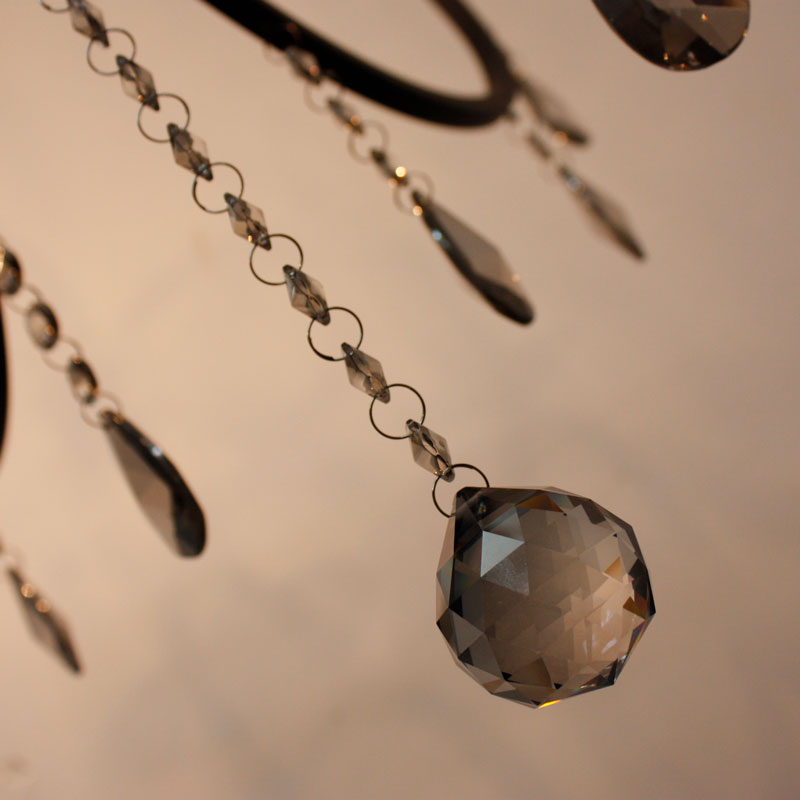 大きく曲線を描いたエレガントな6灯シャンデリア｜LED対応