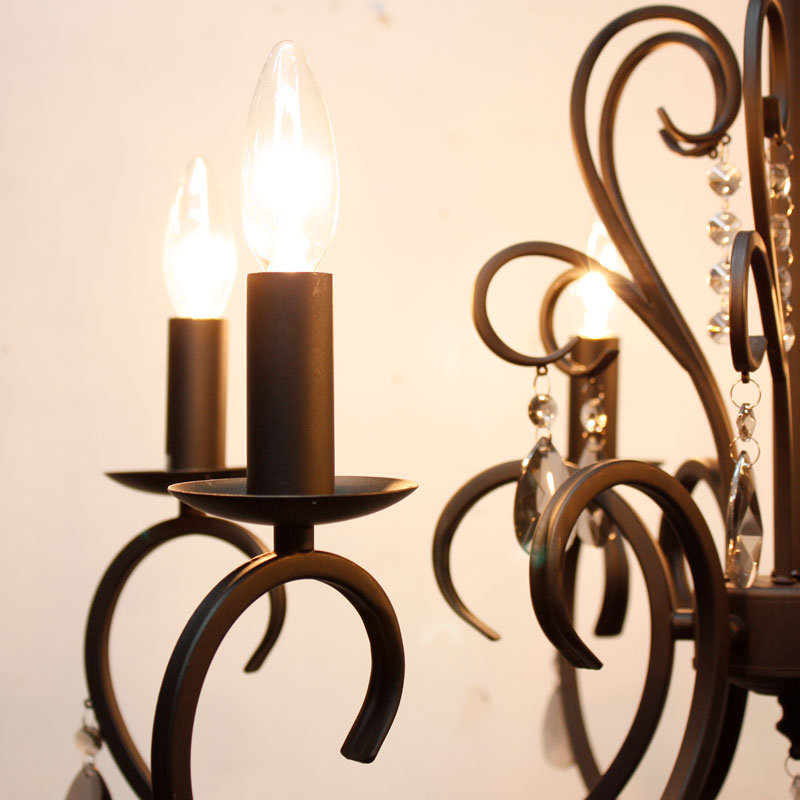 大きく曲線を描いたエレガントな6灯シャンデリア｜LED対応