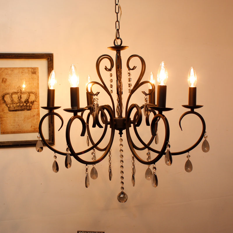 エレガントな6灯シャンデリア 大きく曲線を描いたエレガントな6灯シャンデリア｜LED対応