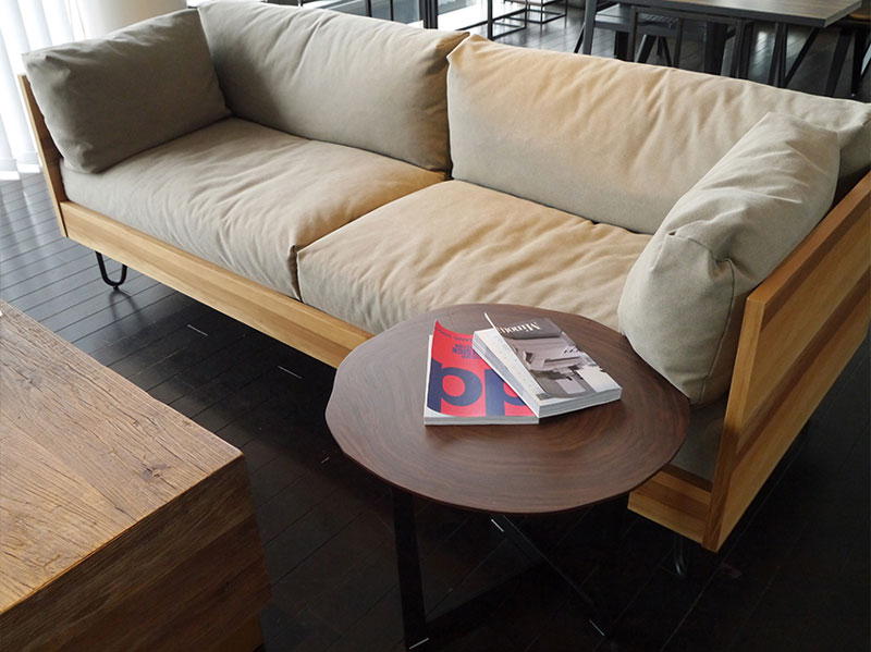 丸太天板のサイドテーブル | ウォルナット | BL