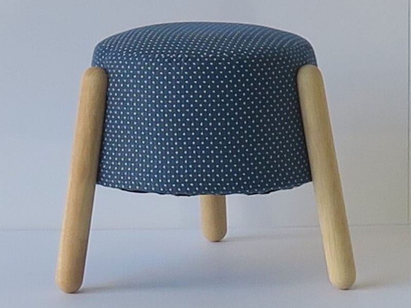 北欧デザインをモチーフにしたお菓子みたいなロースツール