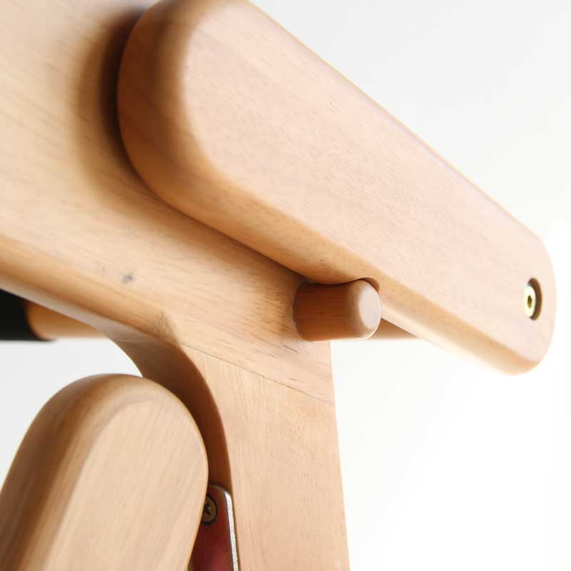 北欧ナチュラルデザインの折りたたみ式子供用ハイチェア