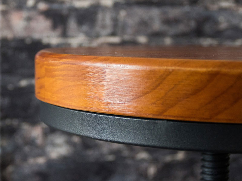 インダストリアルな風合いのヴィンテージスツール ヴィンテージインダストリアルスツール | 八重製材所