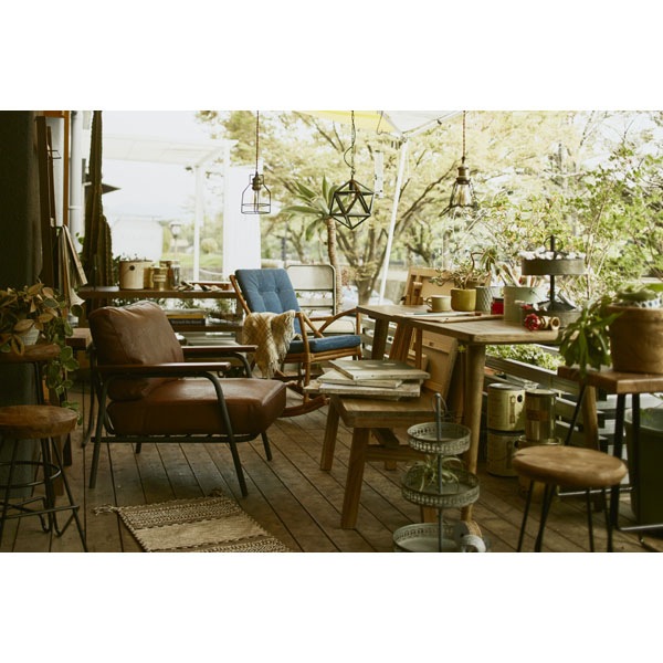 鳥カゴシルエットのペンダントライト