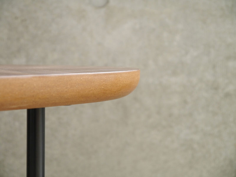 ウォルナットのリビングテーブル | 変形デザイン | AB