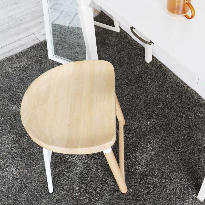 北欧風ダイニングロースツール | シンプルで温かみあるデザイン