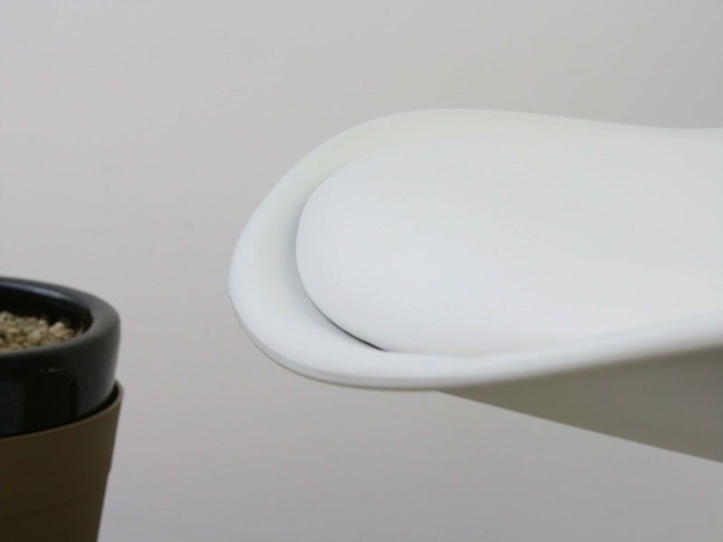 カフェのような雰囲気のラウンジチェア｜VA