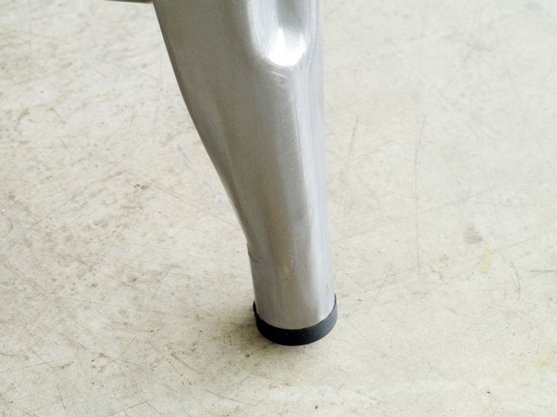 玄関に置けるオシャレなアンブレラスタンドベンチ | インダストリアル