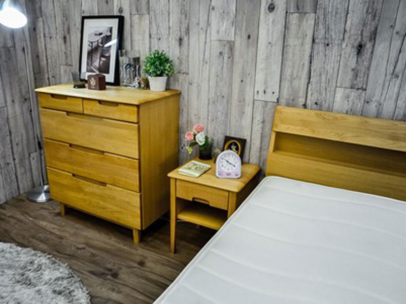 シンプルなデザインの無垢材を使用したサイドテーブル｜幅40cm｜ER