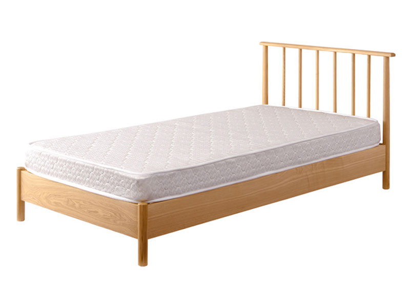 シンプルなすのこタイプのシングルベッド｜ナチュラルインテリア