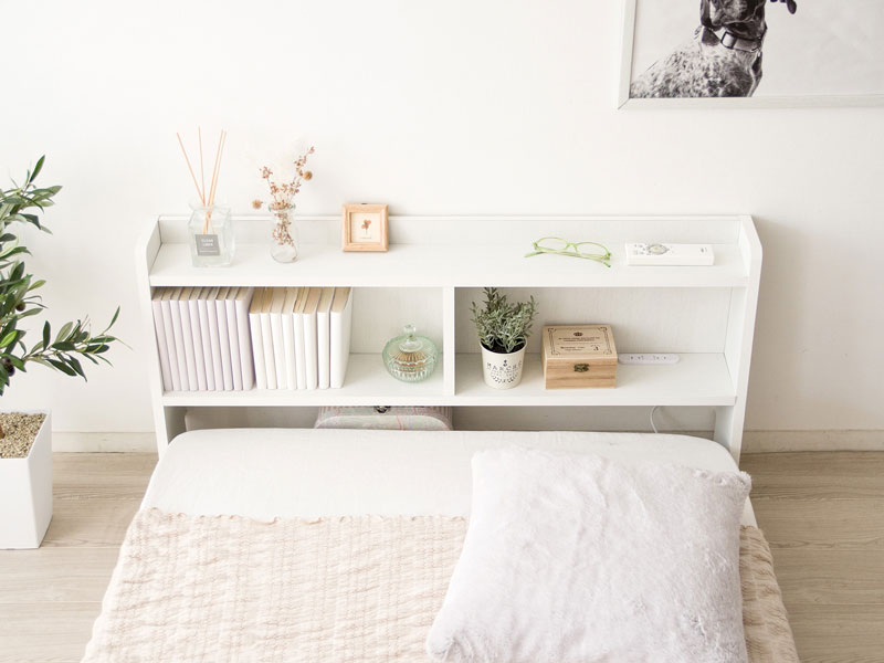 シンプルな木目調の後付けヘッドボード|幅100cm