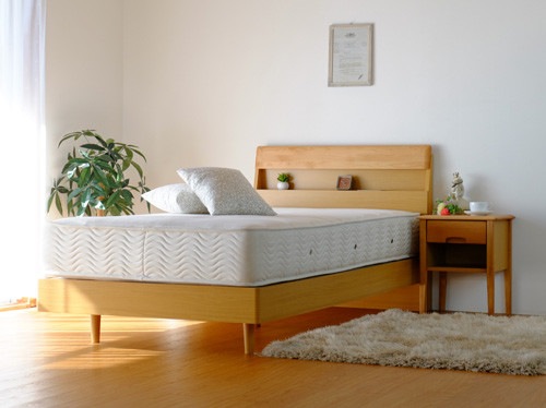 無垢材のスノコベッド【ER/シングル】ナチュラルなベッド