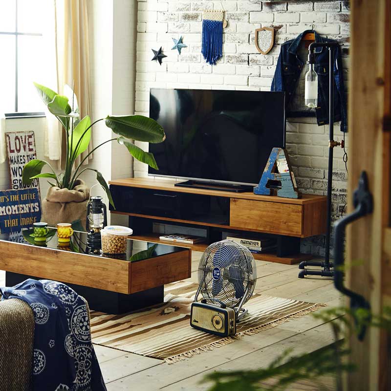 大型テレビ台 黒と木目調 ライト、ガラス板 大型テレビ台 黒と木目調 ライト、ガラス板 ヴィンテージ木目×ブラック