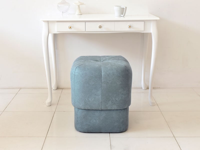 座面のキルティングが可愛いボックススツール｜LI