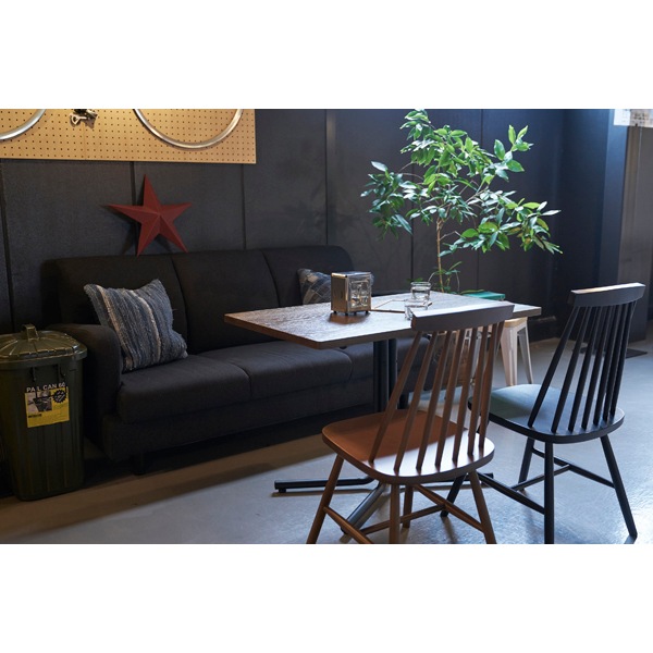 ウィンザータイプのダイニングチェア | Lace | カントリー