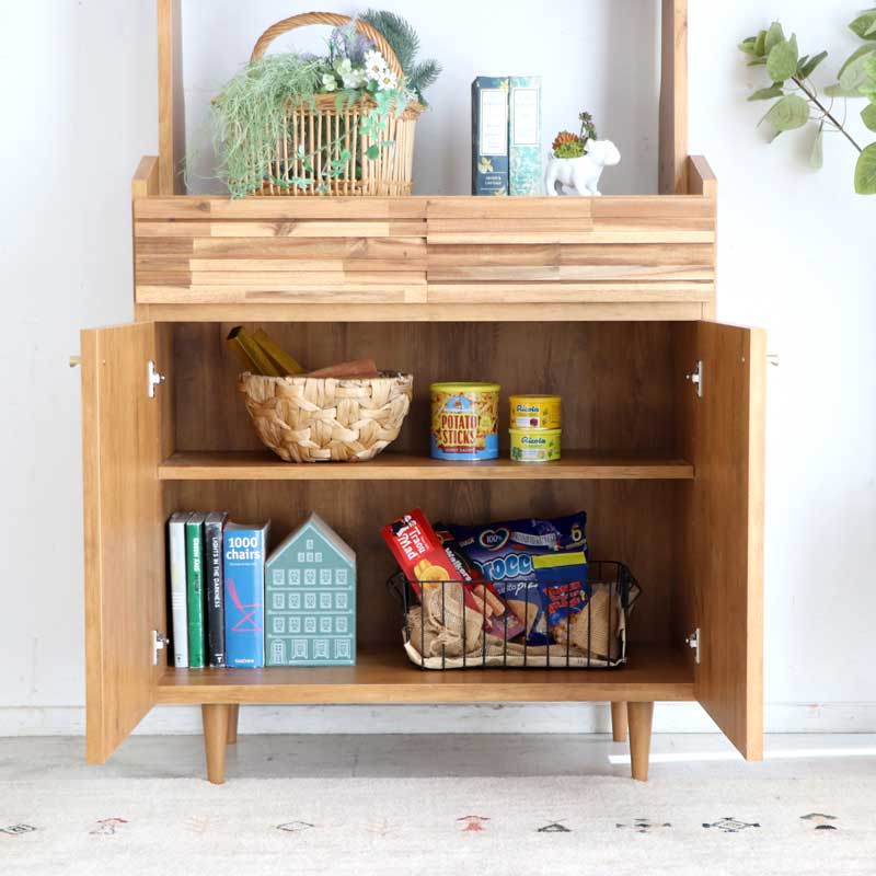 北欧ヴィンテージシェルフ｜アカシア無垢が映える魅せる＆隠す収納付きキャビネット