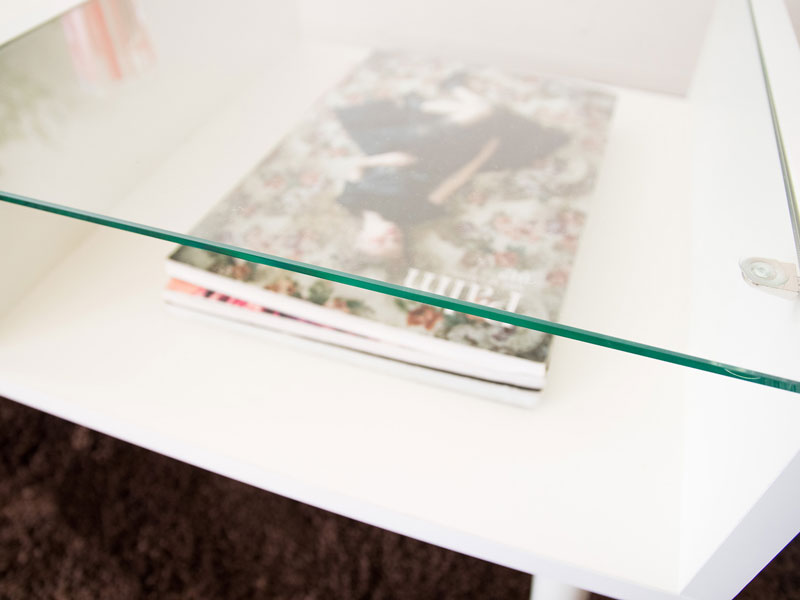 ガラス天板×木のセンターテーブル｜シンプルモダン