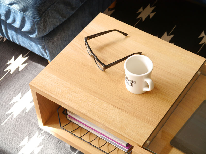 北欧風でおしゃれなコレクションテーブル|SA