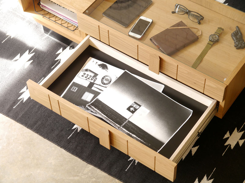 北欧風でおしゃれなコレクションテーブル|SA