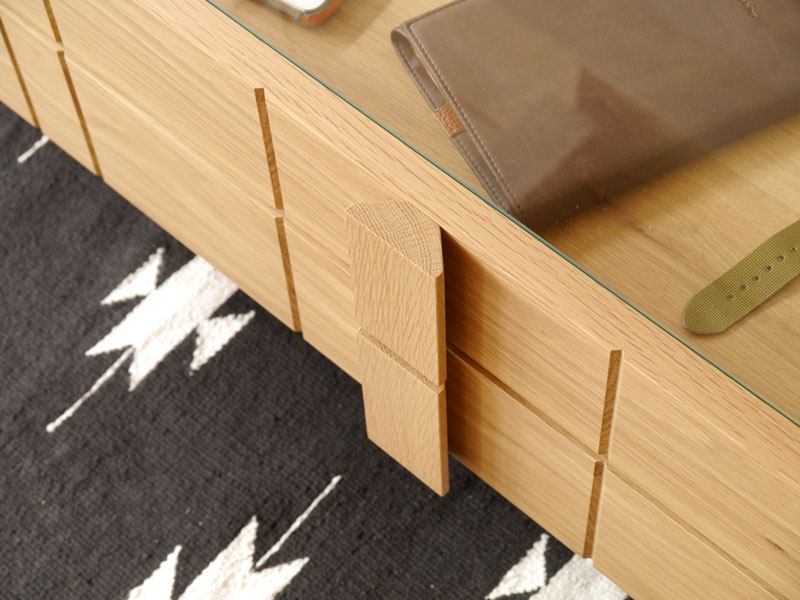 北欧風でおしゃれなコレクションテーブル|SA