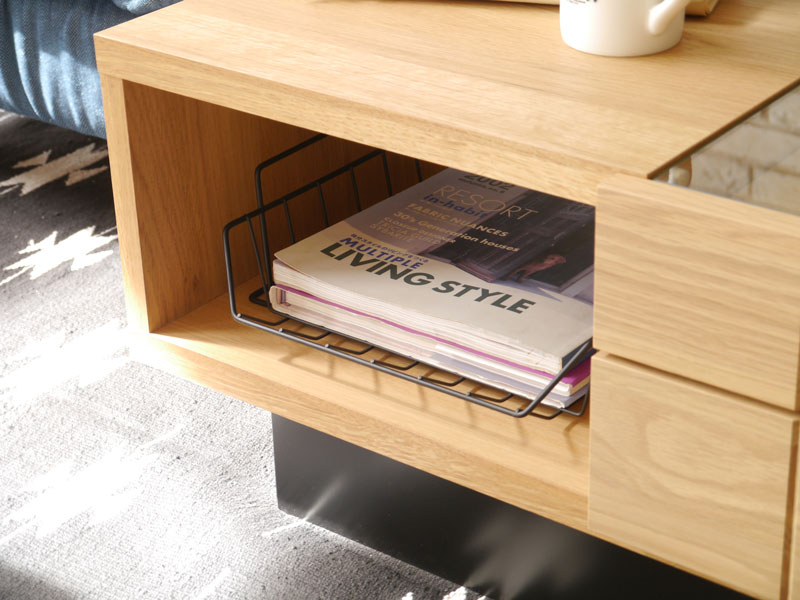 北欧風でおしゃれなコレクションテーブル|SA