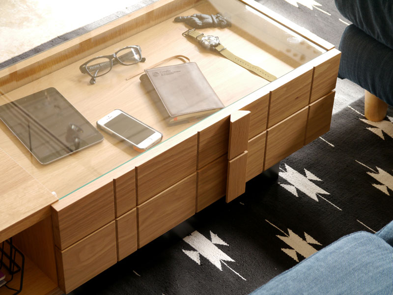 北欧風でおしゃれなコレクションテーブル|SA