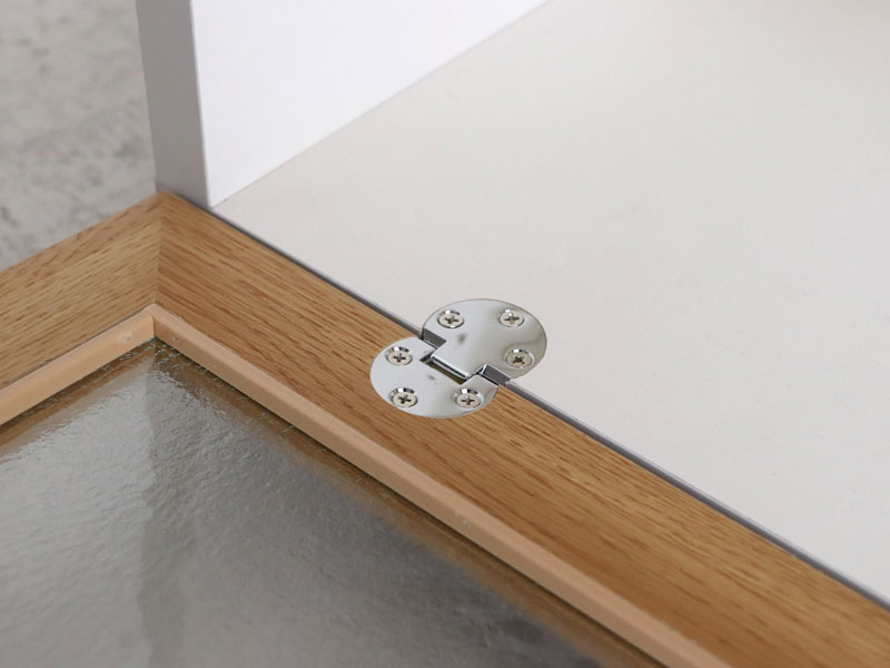 くすみグレーと優しい木素材を組合せたナチュラルなインテリアに馴染むＴVボード