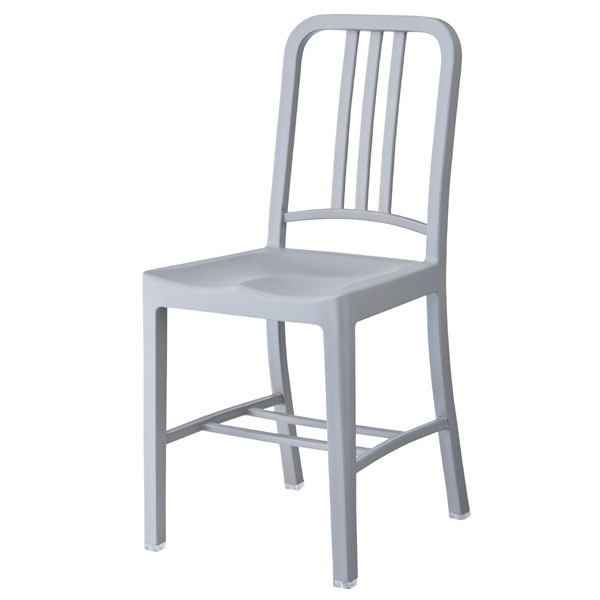 プラスチック素材のデザインチェア | グレー | インテリア・家具