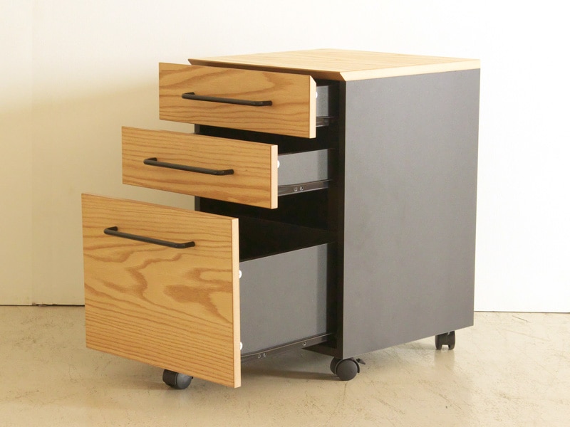 ブラックスチールの3段デスクワゴン｜北欧ナチュラル｜HW | インテリア