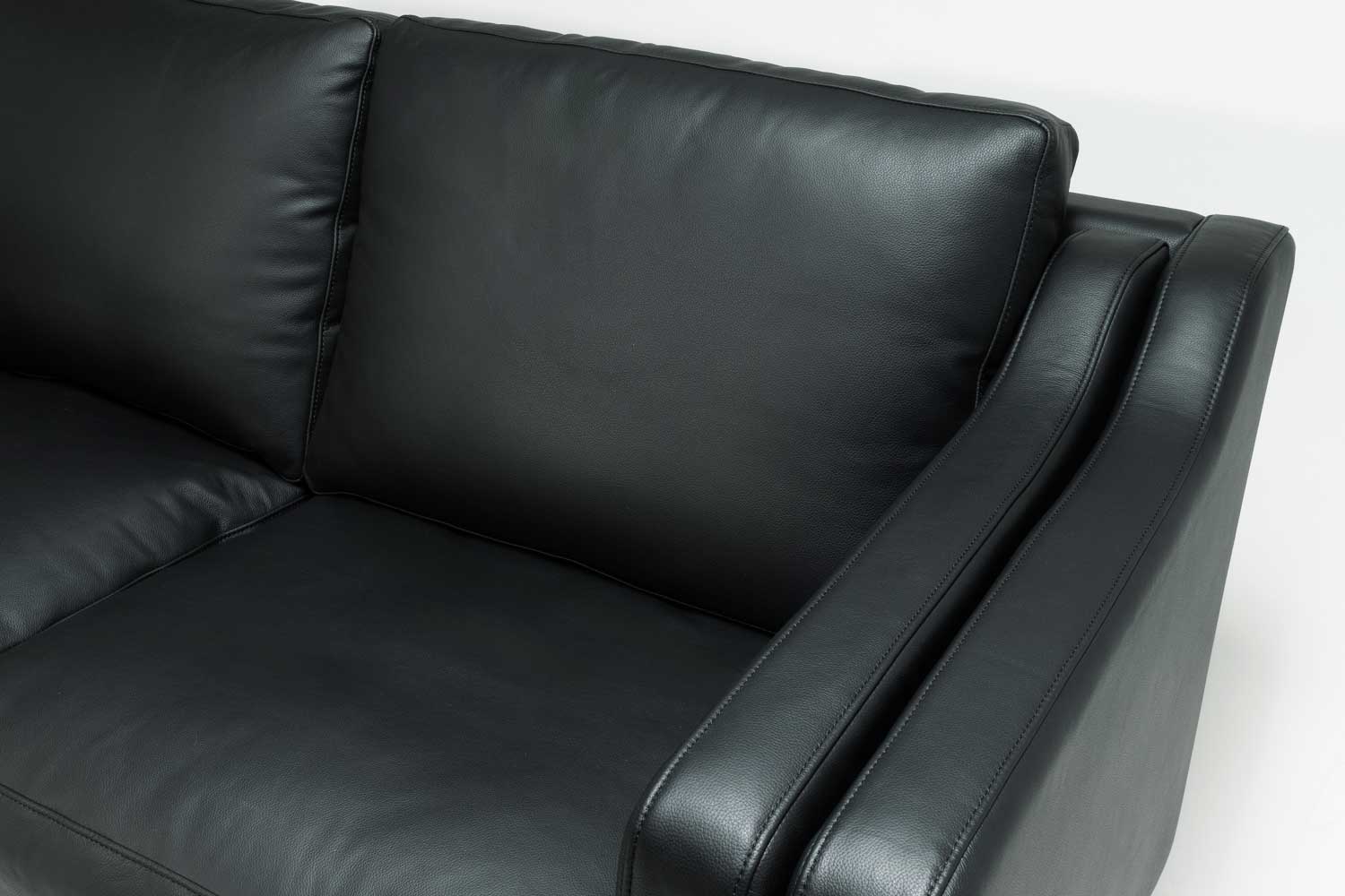 3人掛けソファ ダブルクッション 肘付き ウォルナット  座面高46cm 完成品｜リプロダクト｜ボーエ・モーエンセン