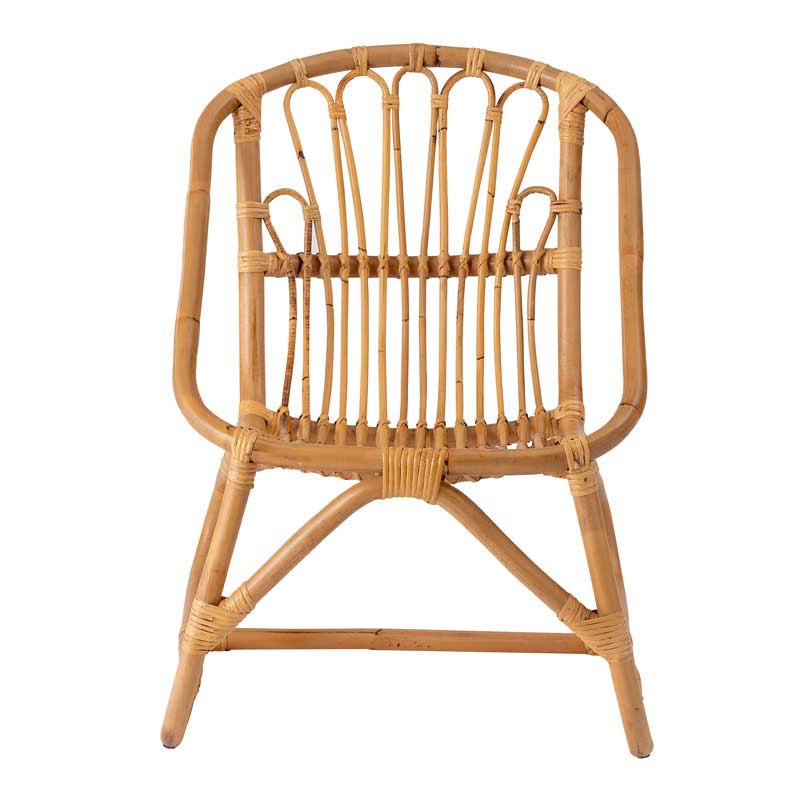 ナチュラルラタンチェア｜流れる曲線と軽やかさ｜空間に映える