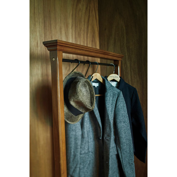 クラシックな木製ハンガーラック | 幅91cm | Letw