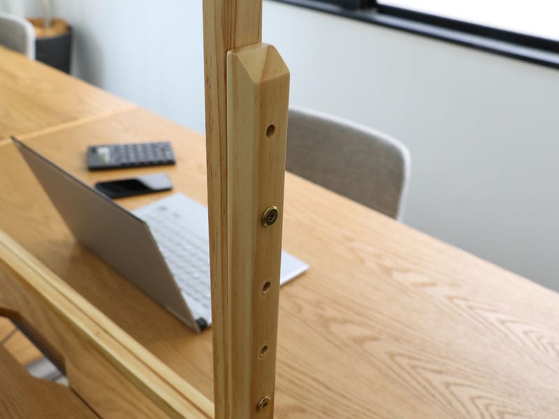 カウンターパネル｜昇降式｜デスクや受付窓口で使えます