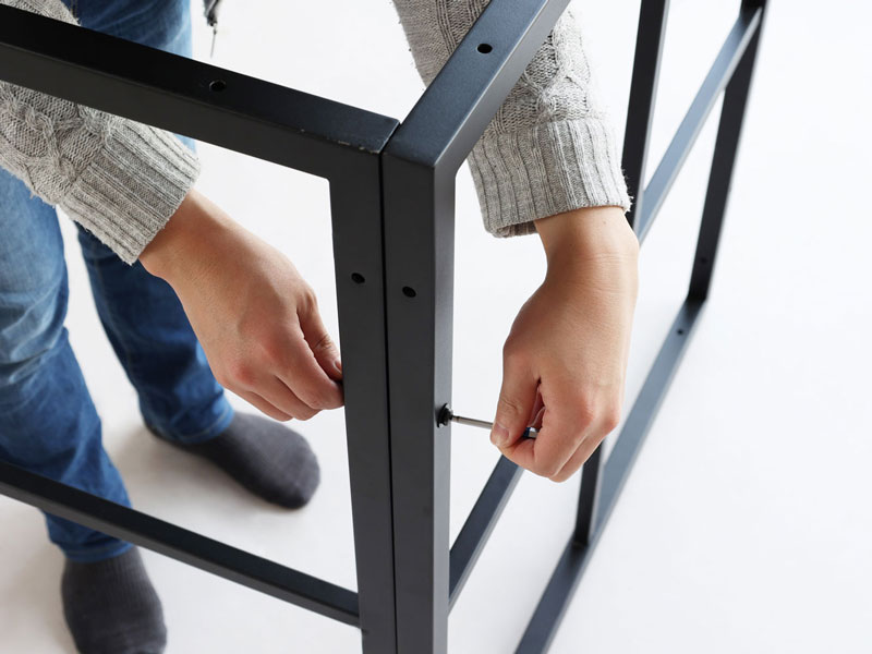 ブラックスチールのオフィス用パーテーション | インテリア・家具の