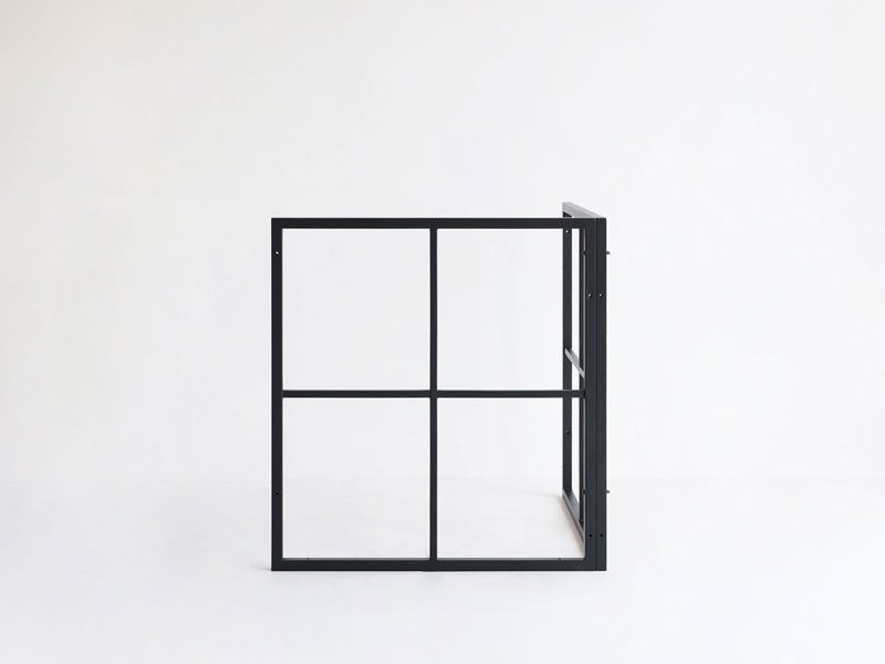 ブラックスチールのオフィス用パーテーション | インテリア・家具の