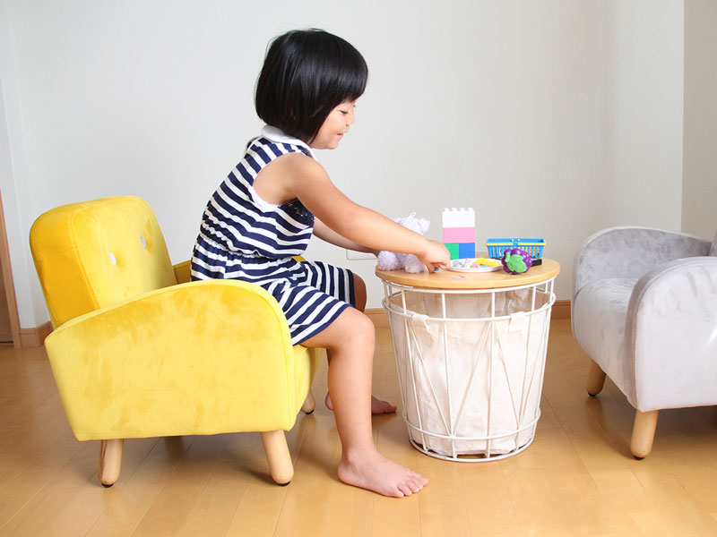 北欧風のかわいらしいキッズ用ソファ｜座面の高さ27cm